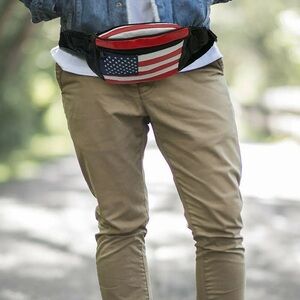 Vintage 90’s Genuine Leather American Flag Large Fanny Pack/Belt Bag